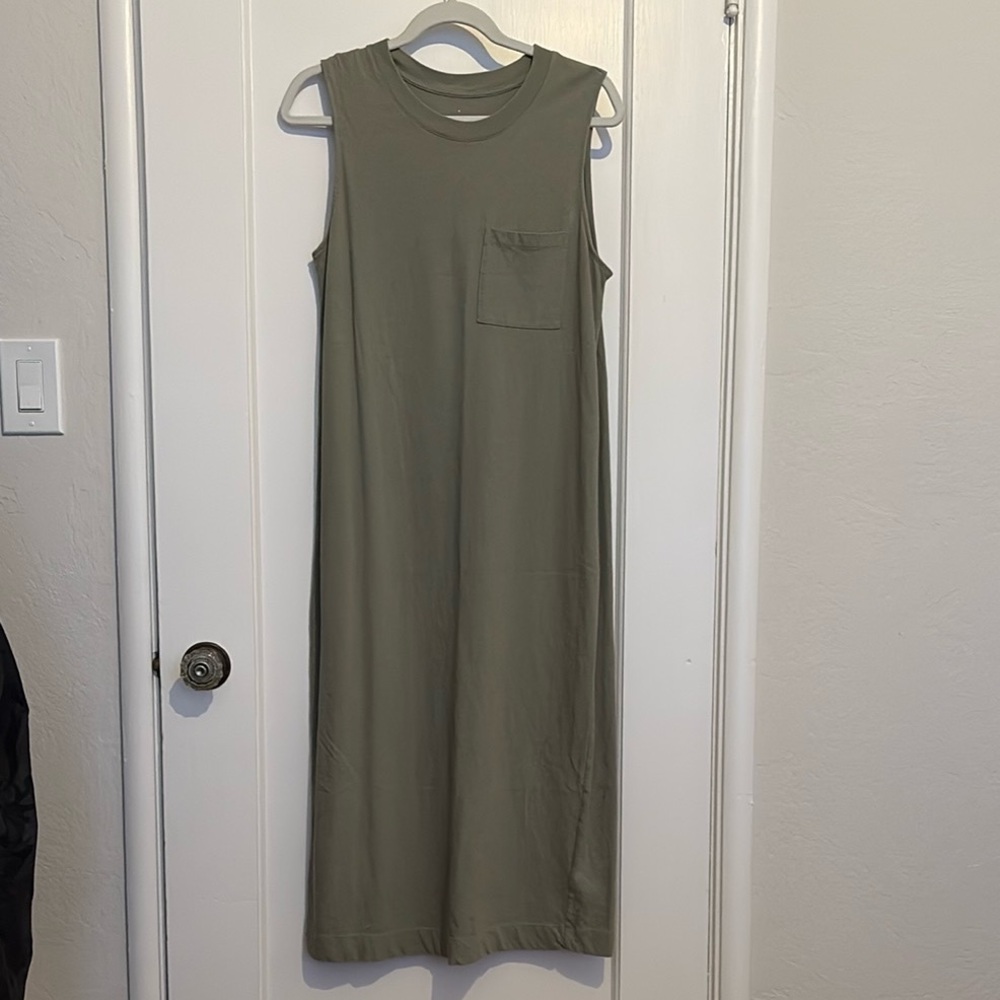 Everlane Sage Green Scoop Neck Sleeveless Sundress